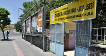 YKS'den Çıkan Öğrenci Coronavirüsten Hastaneye Kaldırıldı
