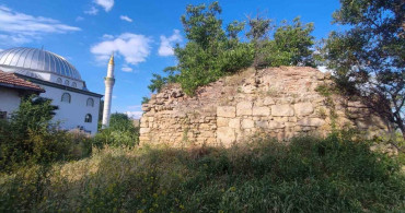 Yozgat'ta 200 yıllık Karacabey Konağı ve tarihi hamam korunmayı bekliyor