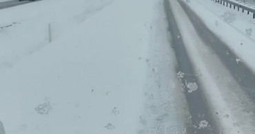 Yozgat'ta Kar Küreme Çalışmaları Aralıksız Devam Ediyor