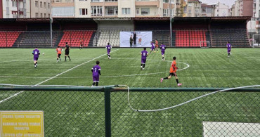 Yozgat'ta Okul Sporları Futbol Gençler Grup Yarışmaları Başladı