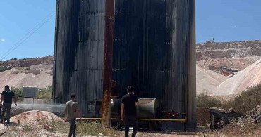 Yozgat’ta plent tesisinde meydana gelen patlama sonrası yangın çıktı