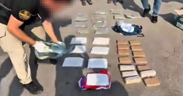 Yüksekova'da 28 kilo uyuşturucuyla yakalanan doktor tutuklandı