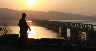Yunanistan'a Geçmeye Çalışan 12 Terörist Yakalandı!