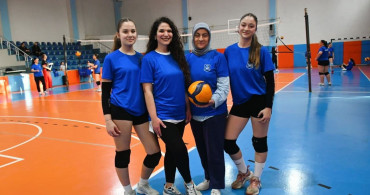 Yunusemre Belediyespor Anneler Günü'nde Unutulmaz Bir Etkinlik Düzenledi