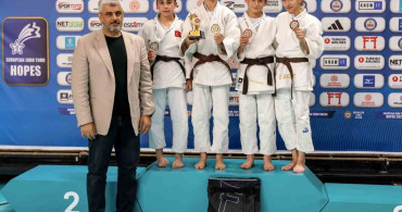 Yunusemre Belediyespor, Avrupa Kupası'nda madalya kazandı