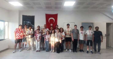 Yunusemre Belediyespor satrançta manisa şampiyonu