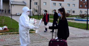 KKTC Ve Malta'dan Getirilen Vatandaşlar Yurtlara Yerleştiriyor