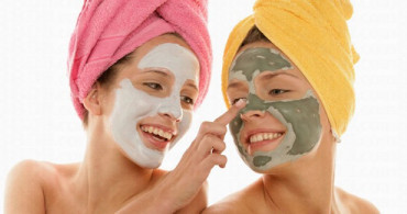 Yüzdeki Kahverengi Lekeleri Gideren 2 Maske Tarifi