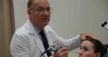 Yüzücü Kulağı: Tedavi Edilmezse Ciddi Sorunlara Yol Açabilir
