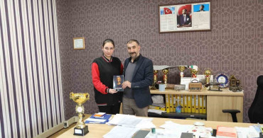 Zelal Yılmaz'dan 'Ölümsüz Kadınlar' ile Farkındalık Çağrısı