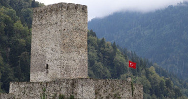 Zil Kale'ye 8 Ayda 140 Bin Ziyaretçi