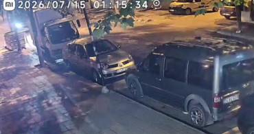 Zincirleme kaza anı kamerada: Olay yerini terk eden sürücü aranıyor