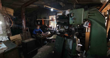 Zonguldak’ın Son Ayakkabı Ustası Engin Bir