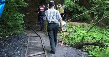 Zonguldak'ta Kaçak Kömür Ocağında Göçük: 1 İşçi Mahsur Kaldı