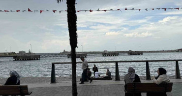 Zonguldak'ta sıcak hava sahil trafiğini artırdı