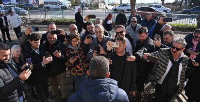 Akıllı Telefonlar Profesyonel Kameraların Yerini Alıyor