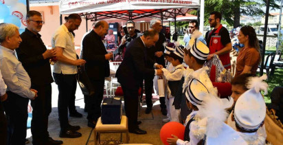 Akşehir'de çocuk evleri sitesinde sünnet şöleni ve el sanatları sergisi