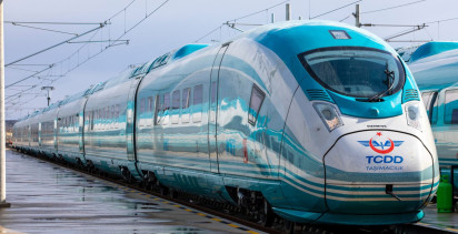 Ankara İzmir arasını 3,5 saate düşürecek: Bakan Uraloğlu’ndan müjdeli haber