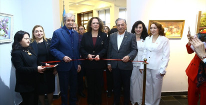 Bakü'de 'Kardeşliğimiz Ebedidir' Sergisi Açıldı