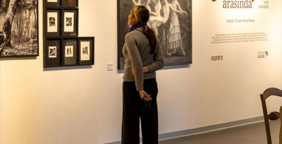 Bodrum'da 'Güz ile Yaz Arasında' Sergisi Açıldı