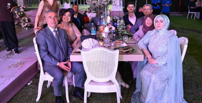 Burhaniye emniyet müdürü faik karabaş'ın kızı eylül karabaş, taner dede ile evlendi