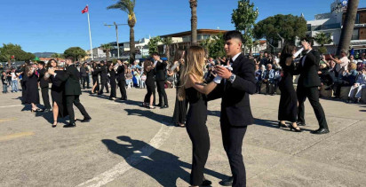 Burhaniye'de Gençlik Haftası Coşkusu