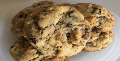 Ceviz sevmeyen bile 3 5 tane yiyecek! Mis gibi kokan cevizli cookie tarifi