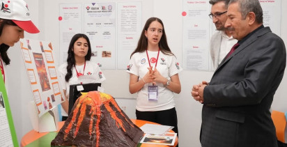 Darende Belediye Başkanı Bozkurt, TÜBİTAK Bilim Fuarı'nı Ziyaret Etti
