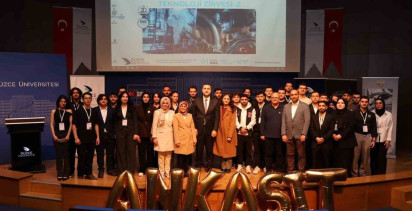 Düzce Üniversitesi'nde Savunma Sanayi ve Teknoloji Zirvesi Düzenlendi