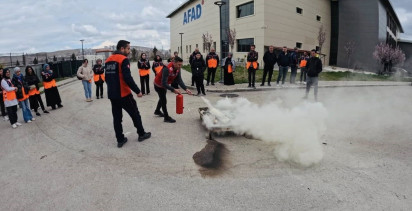 Elazığ'da Gönüllülere Afet Eğitimleri Devam Ediyor