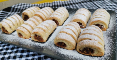 Elmalı ve çikolatalı yumuşacık poğaça tarifi!