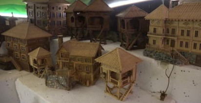 Emekli Nedim Çerman'ın Ahşap Maket Evleri Beğeni Topluyor