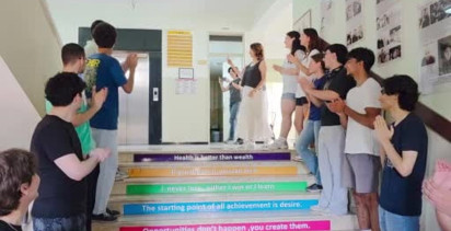 İzmir'de 34 yıllık öğretmene duygusal veda