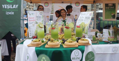 İzmir’de öğrenciler yeşilay bağımsızlık festivalinde buluştu