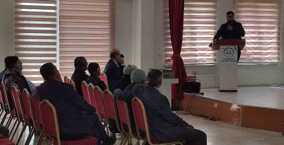 Karapınar'da Hacı Adaylarına Özel Sağlık Semineri Düzenlendi