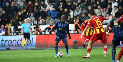 Kayserispor 0 - Fenerbahçe 1: İlk Yarı Özeti