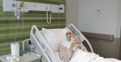 Kazakistanlı Anne Ameliyatla Kurtarıldı