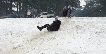 Kazdağları'nda Kar Eğlencesi
