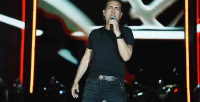 Kıraç, Manisa Kültür Yolu Festivali'nde Coşkulu Bir Konser Verdi