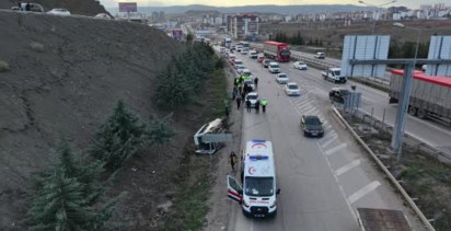 Kırıkkale'de İşçi Servisi Kaza Yaptı: 5 Yaralı