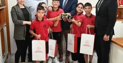 Koçarlı'nın 'Neşe Robot'u Türkiye Üçüncüsü Oldu