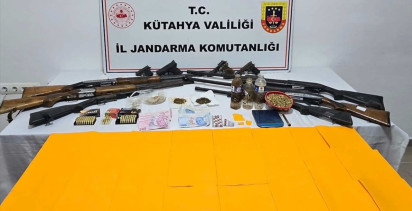 Kütahya'da Uyuşturucu ve Silah Kaçakçılığı Operasyonu: 14 Gözaltı