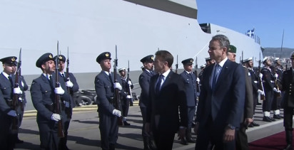 Macron ve Miçotakis “Kimon” Güvertesinde Geleceği İmzalıyor