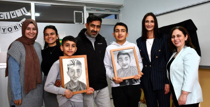 Mutluluğun Resmini Çiziyorum Projesiyle Özel Öğrencilere Umut Oldular