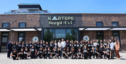 Ortaokul Öğrencilerinden Barış Manço Temalı Sergi