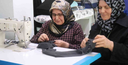 Remziye Teyzenin Dikiş Azmi: 65 Yaşında Sınıfta Kalmak İstiyor