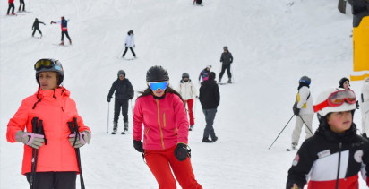 Sarıkamış Kayak Merkezi'nde Yoğun Kar ve Ziyaretçi Artışı