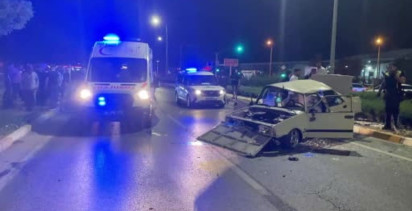 Sivas'ta otomobil takla attı: 1'i ağır 3 yaralı