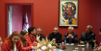 Sürat Pateni Milli Takımı'na Dil Desteği Sağlanıyor