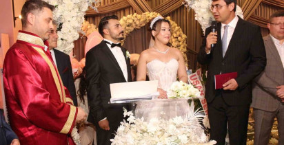 Uşak’ta 15 Şahitli Görkemli Nikah Töreni